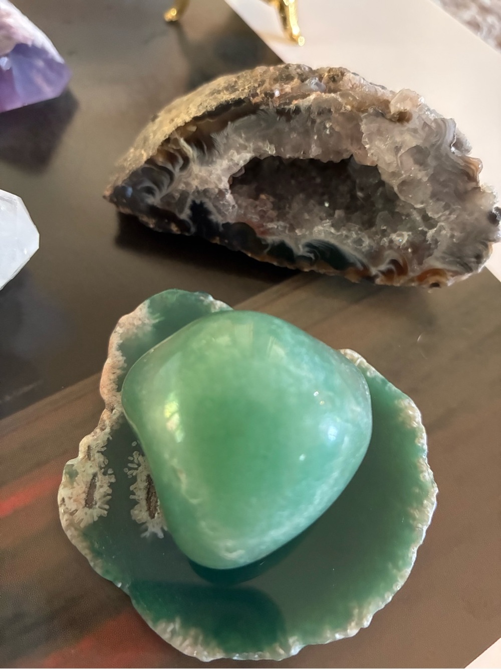 🔮 13 Piece Healing Crystal Gift Box - Amethyst Point and Sphere 🎁 - Picture 12 of 16